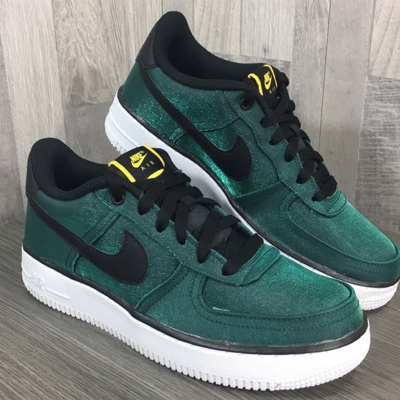 air force 1 lv8 shift